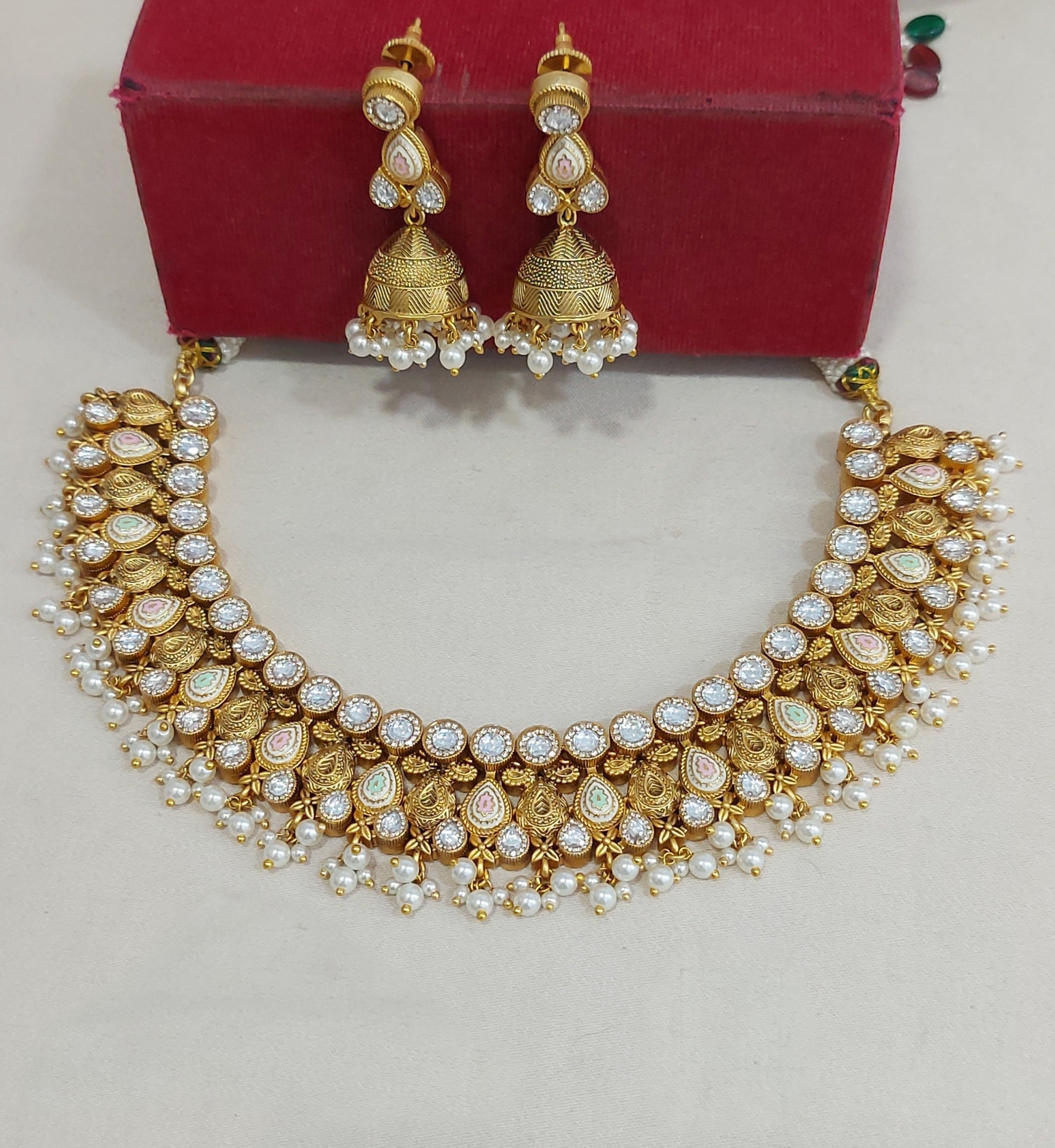 Necklace 33