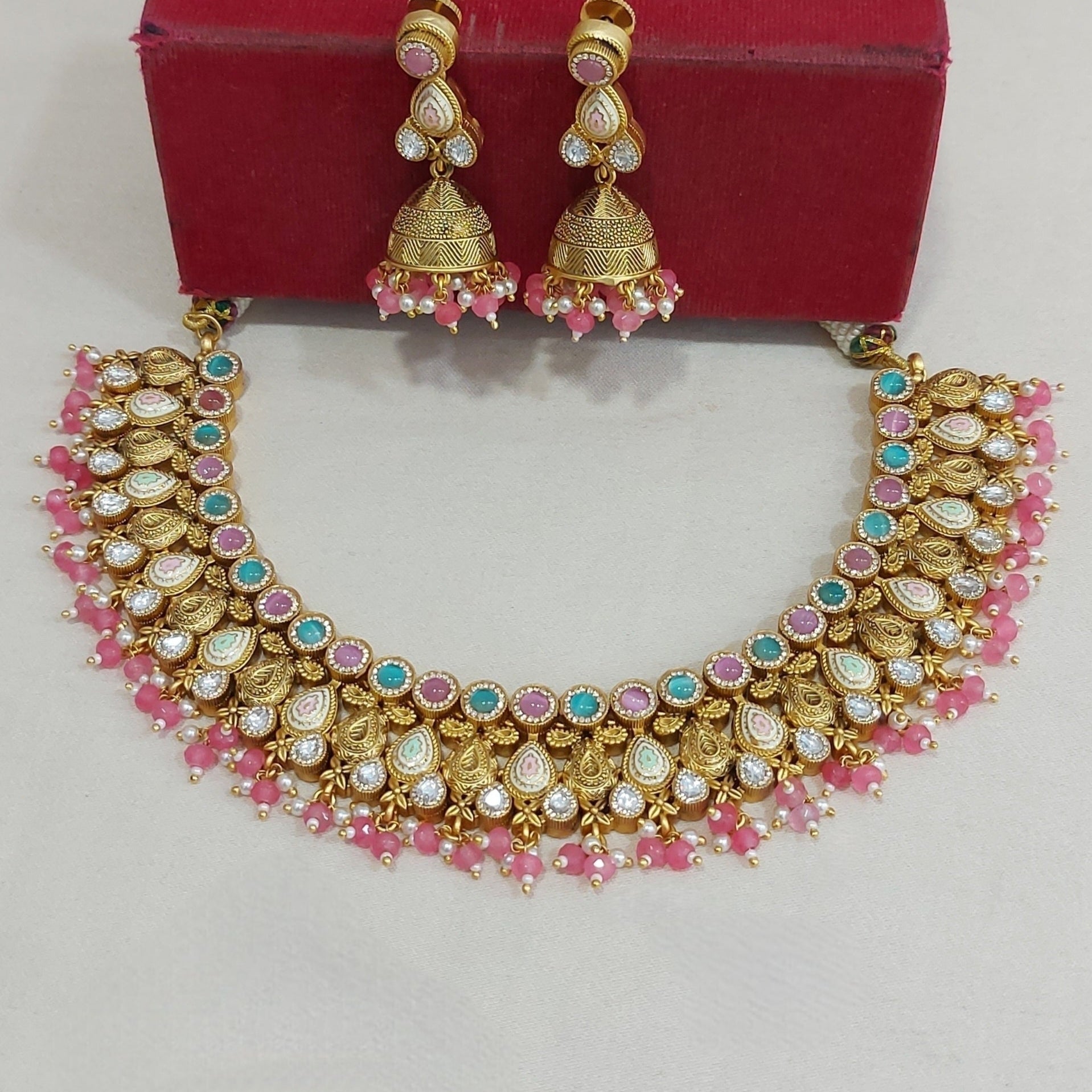 Necklace 33