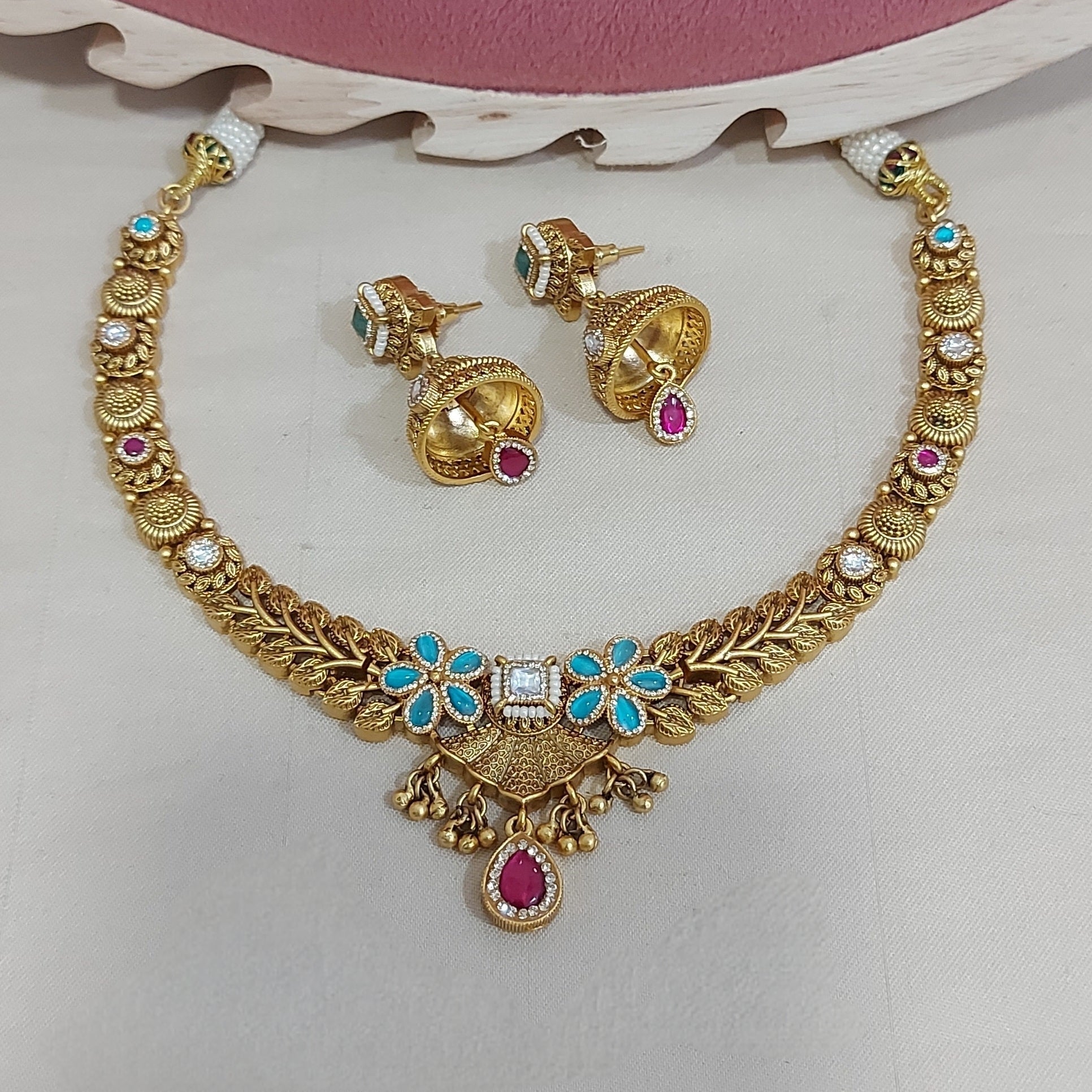 Necklace 1