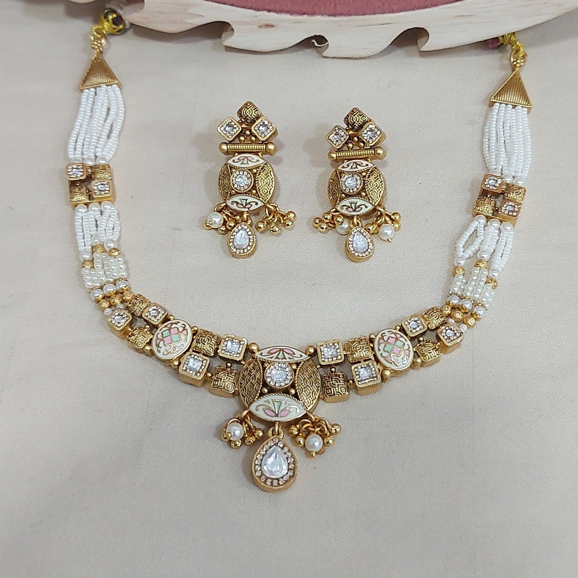 Necklace 3