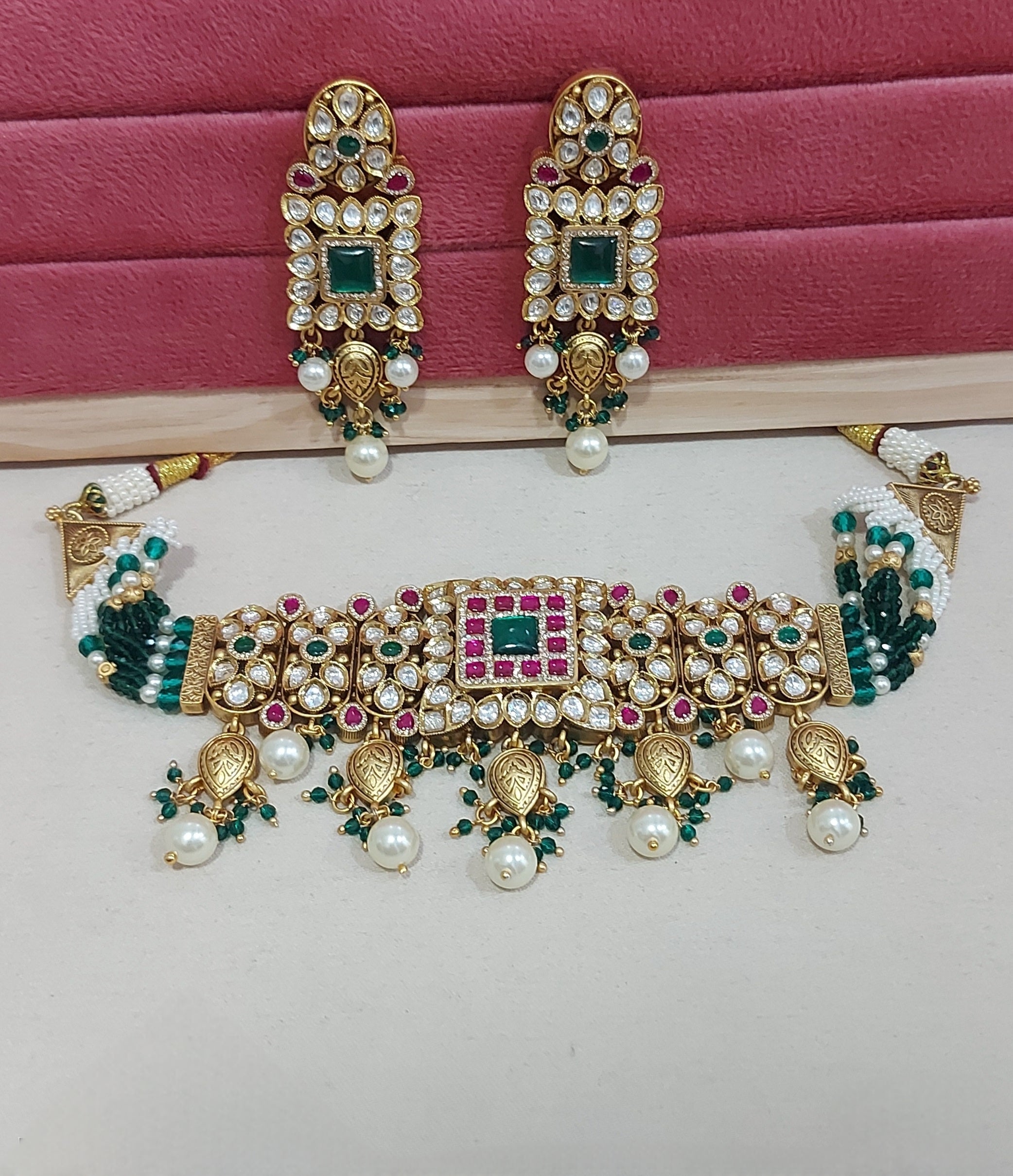 Necklace 16