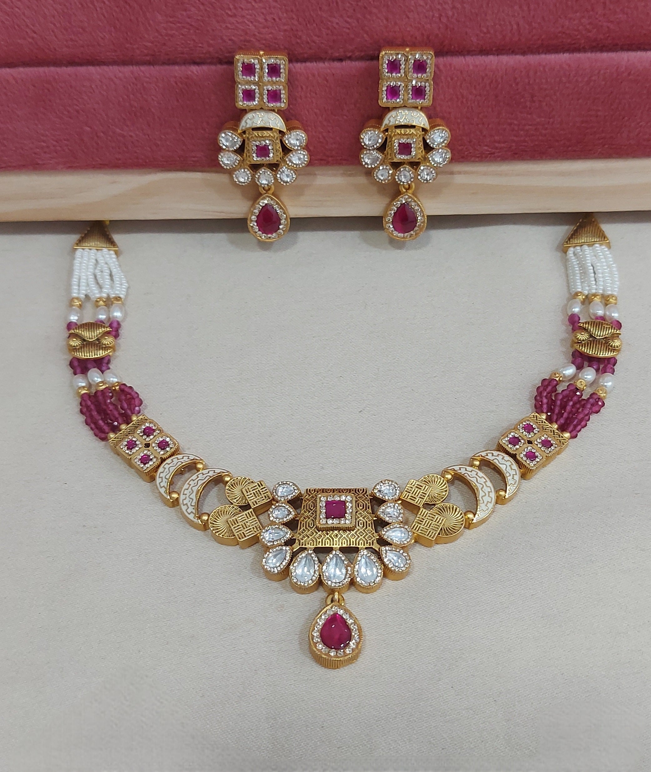 Necklace 17