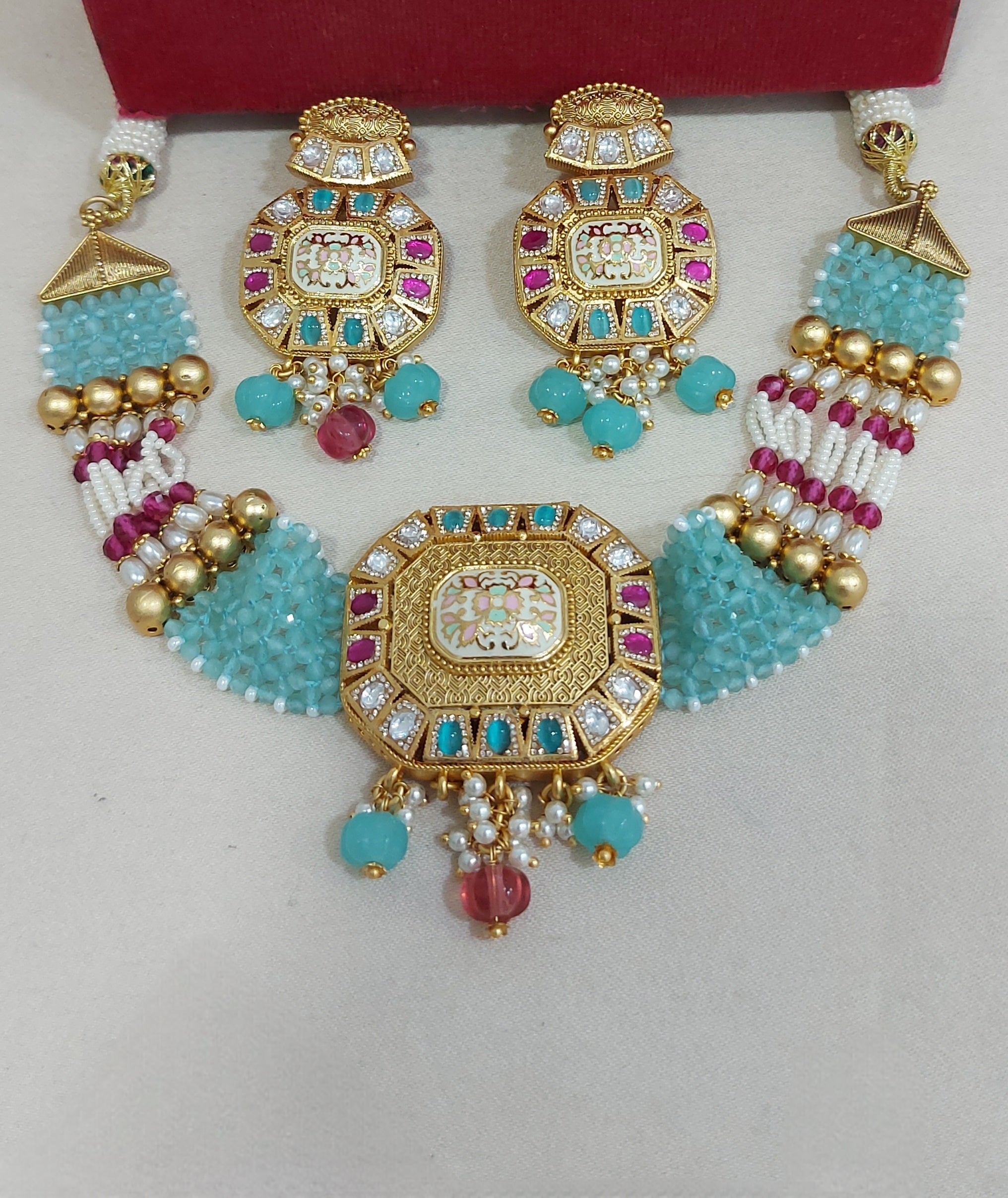 Necklace 26