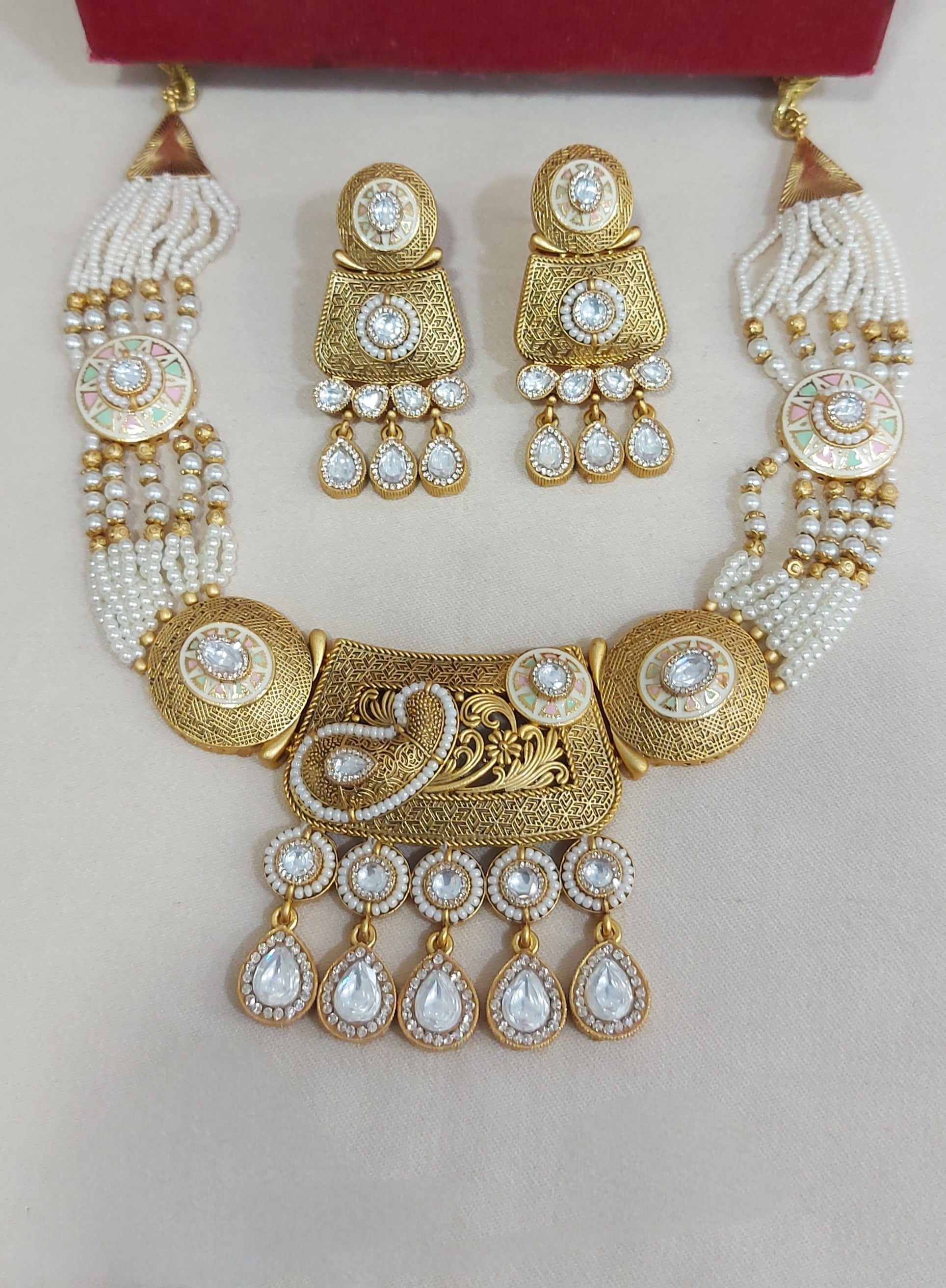 Necklace 28