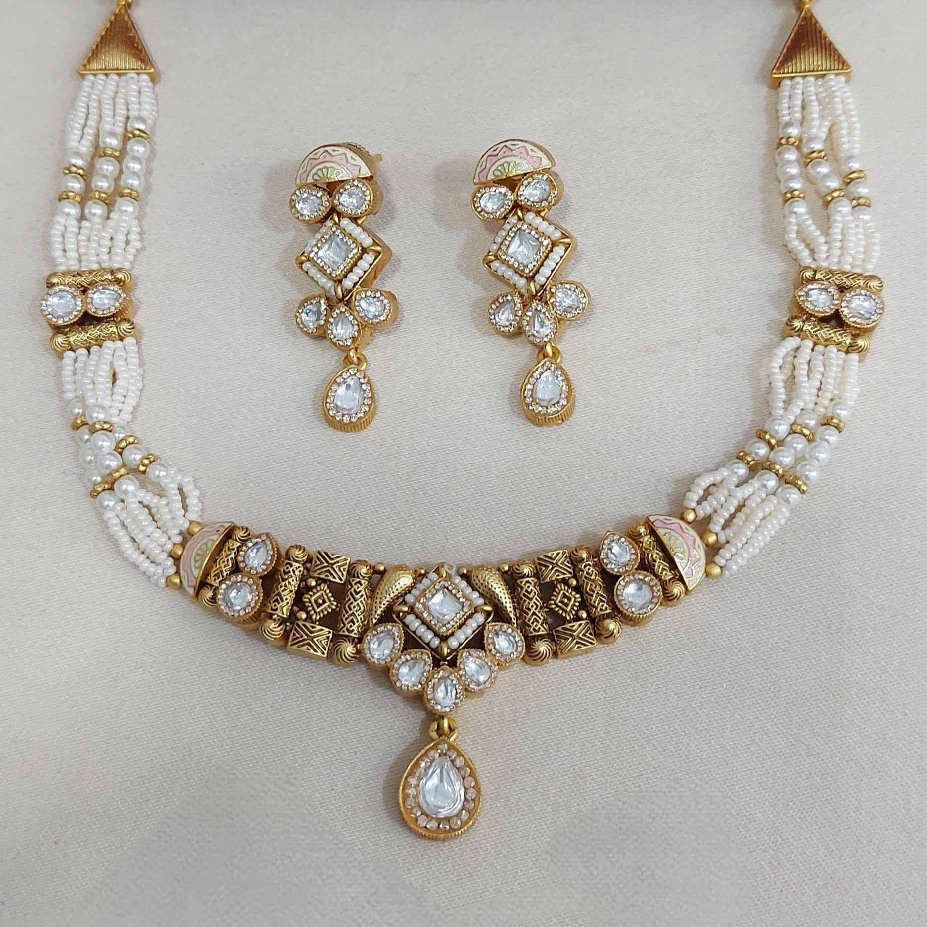 Necklace 35