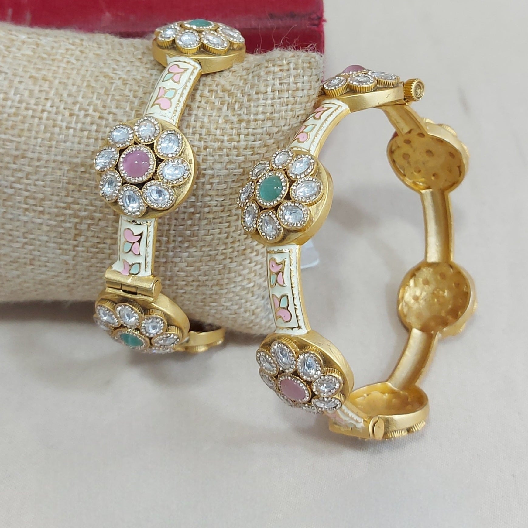 Bangle 25
