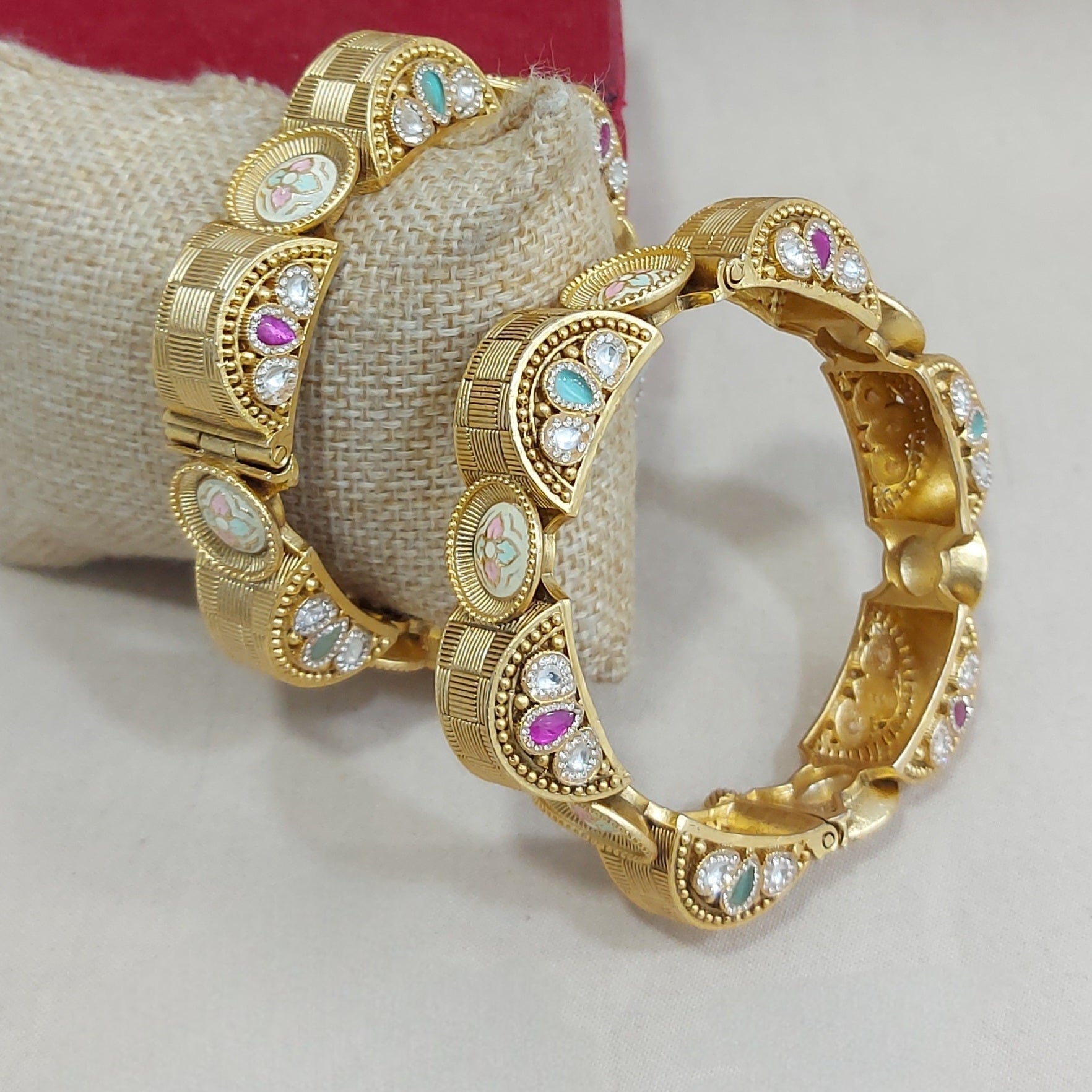 Bangle 37