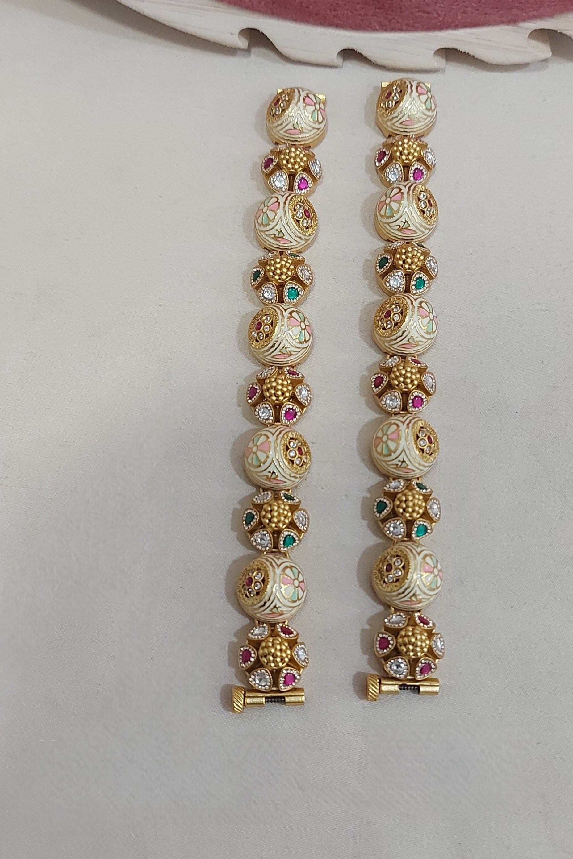 Bracelet 5 (Pair)
