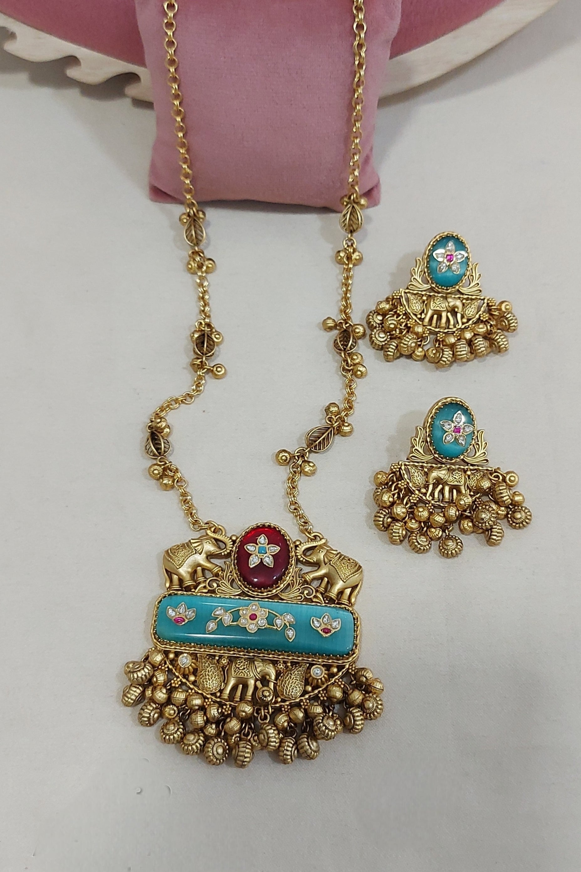 Pendent Set 2