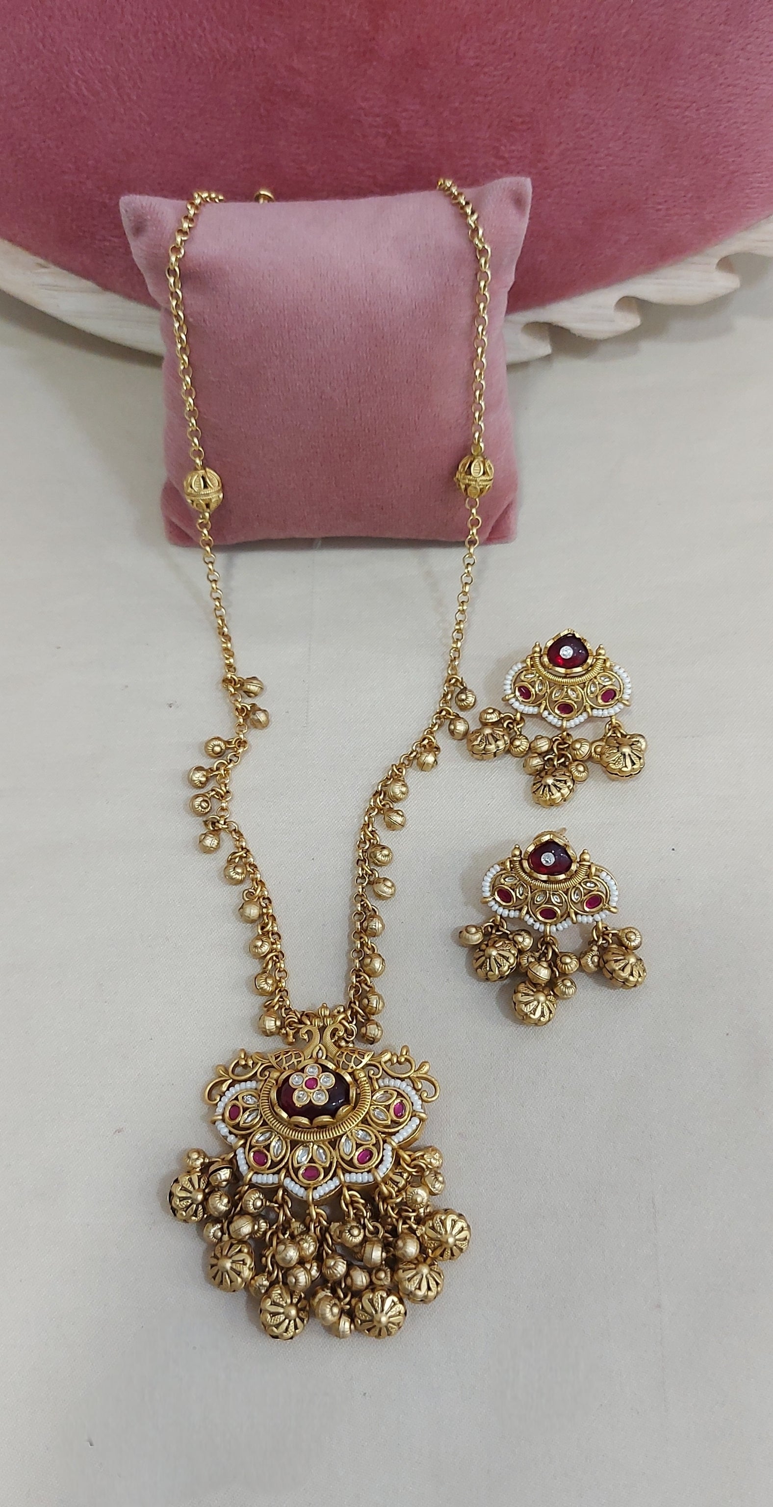 Pendent Set 4