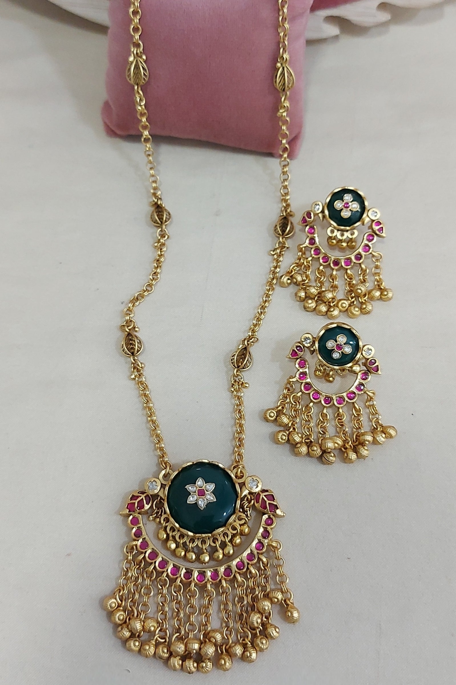 Pendent Set 6