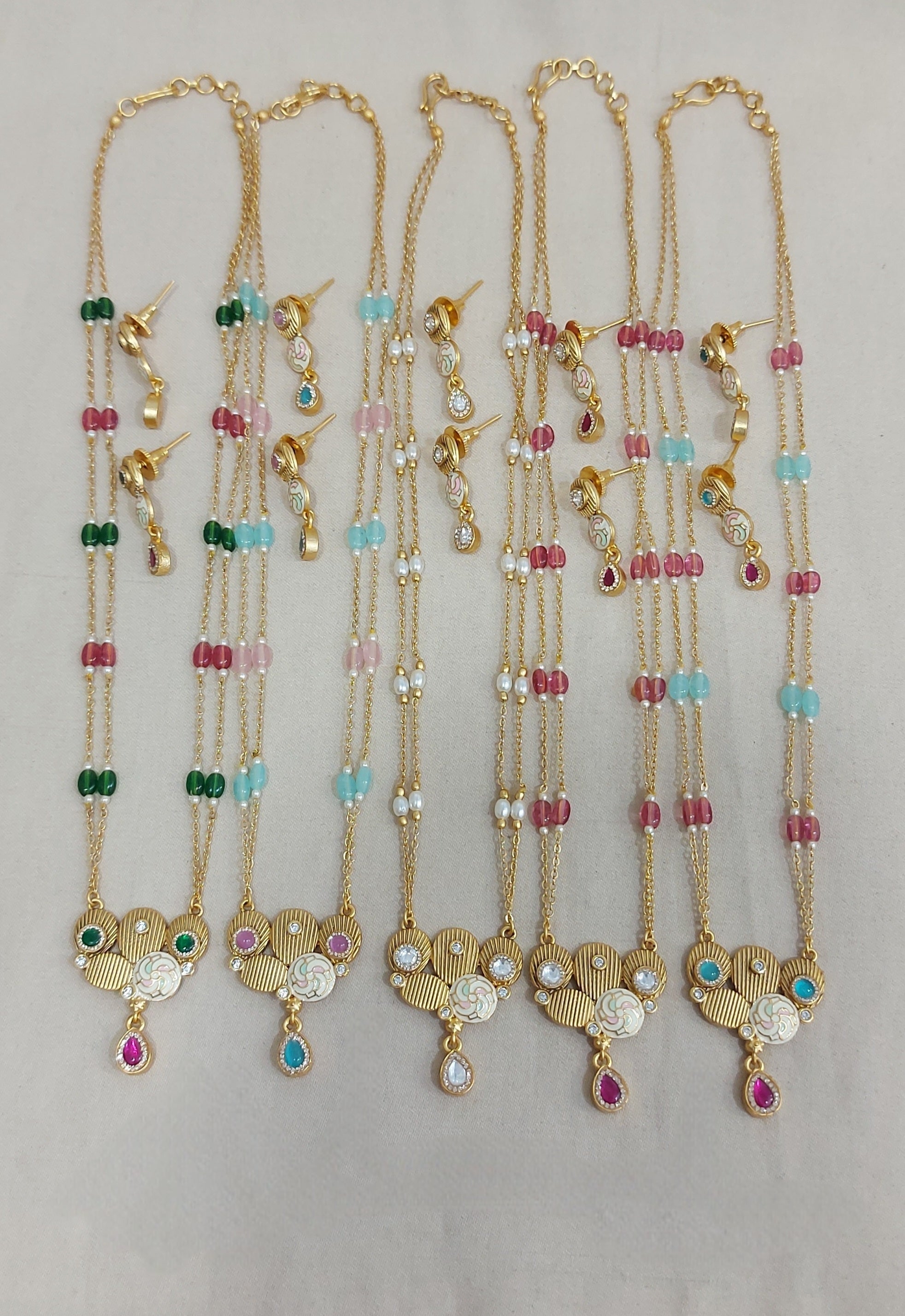 Pendent Set 10