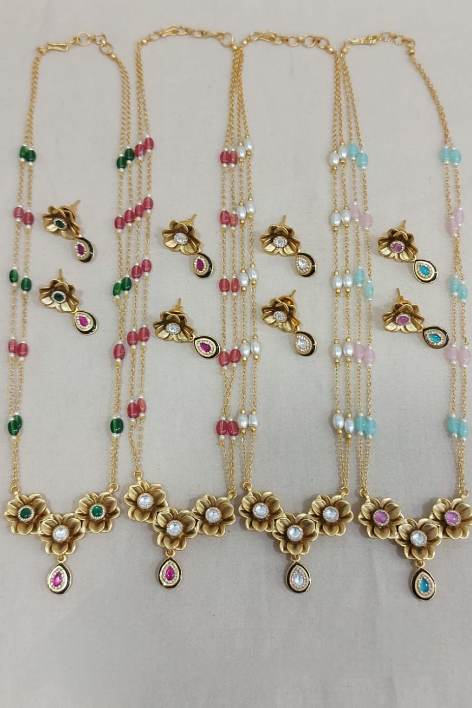Pendent Set 12